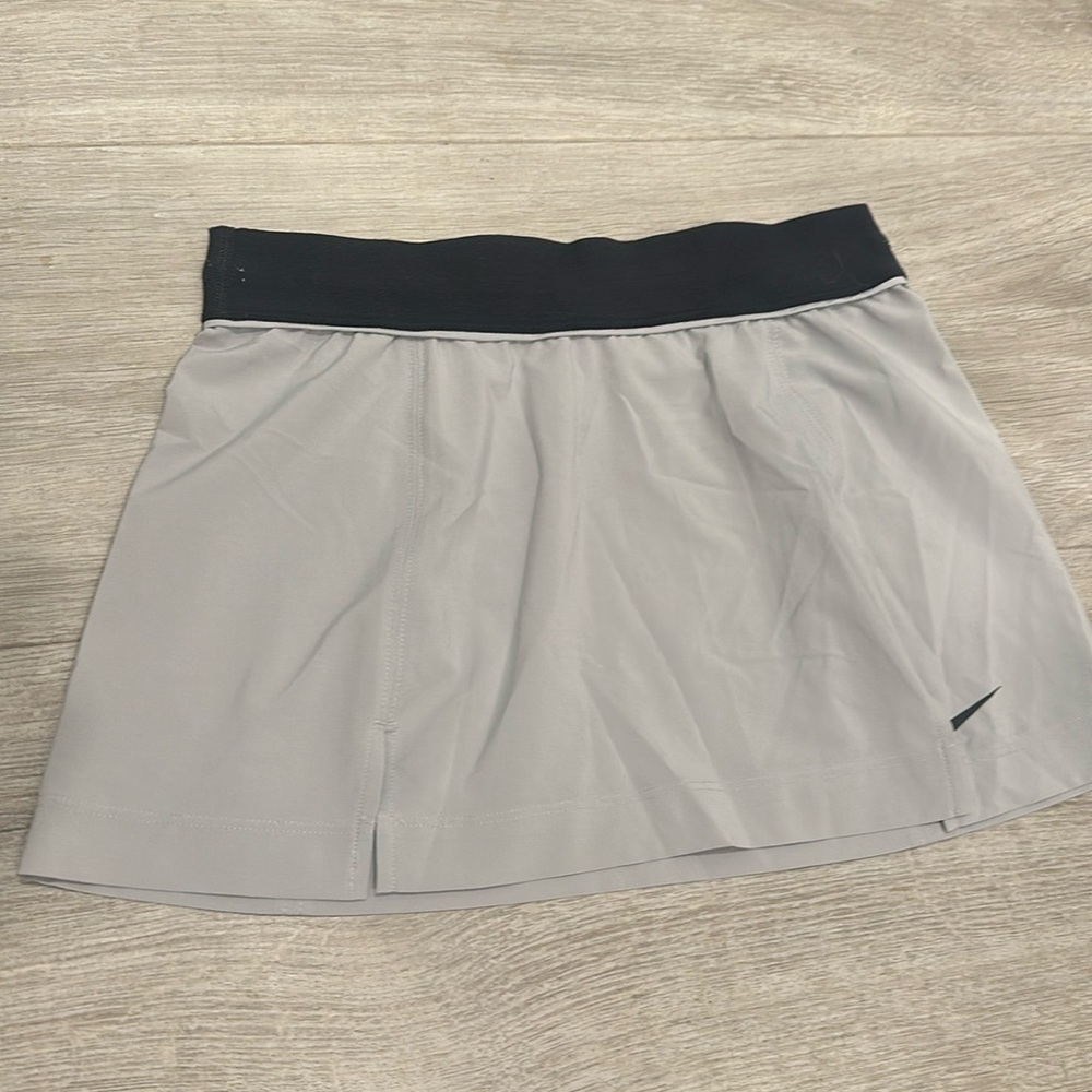 Nike Dri-Fit tennis skirt like new